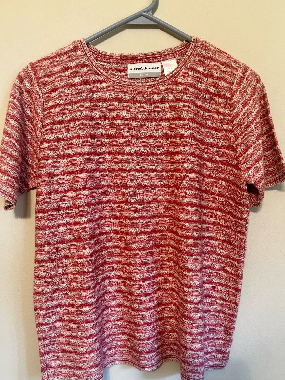 Alfred Dunner Red and White Textured Short Sleeve Crew Sweater